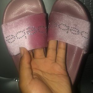Powder pink BeBe slides